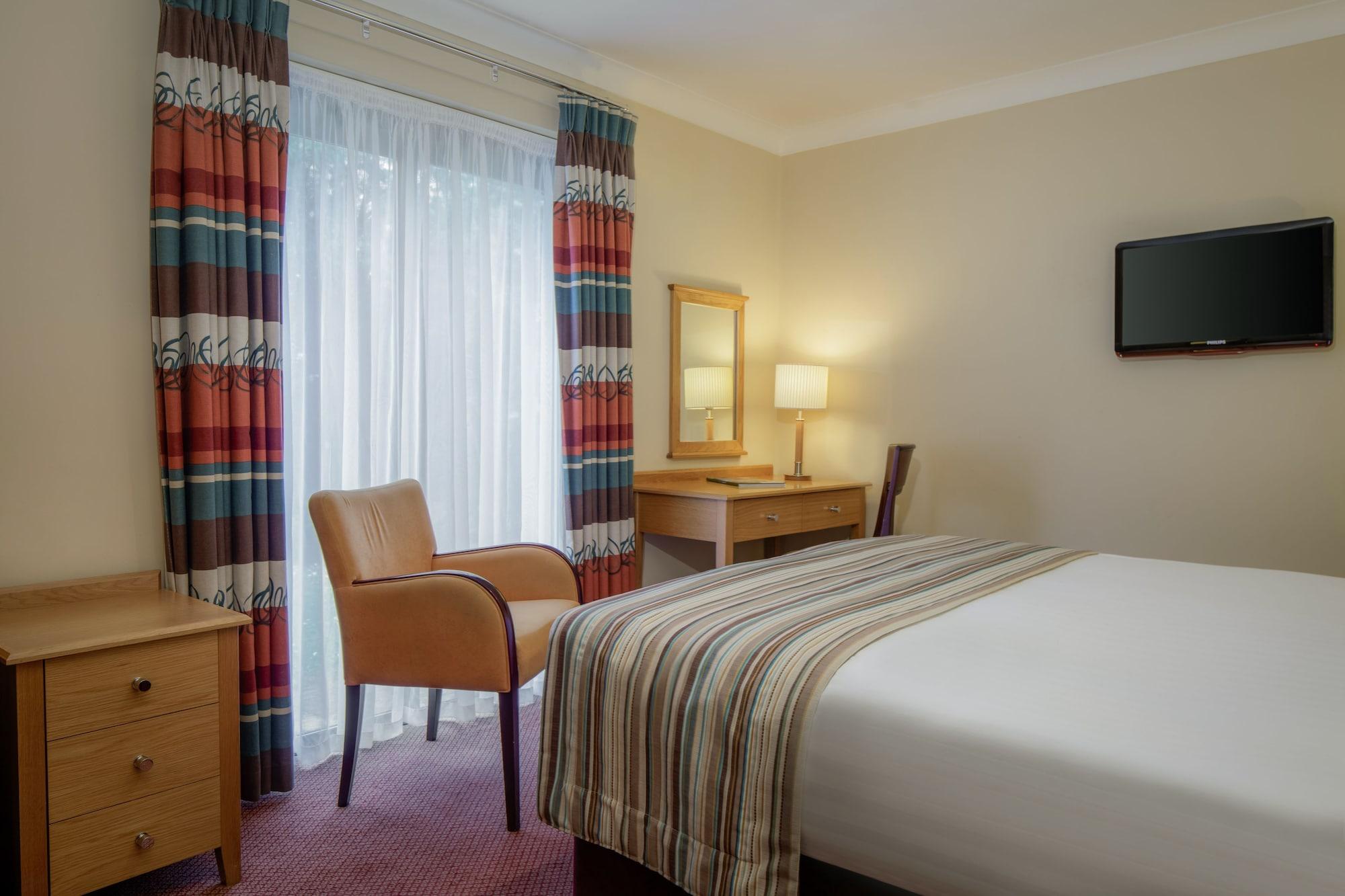 Oxford Witney Hotel Zewnętrze zdjęcie