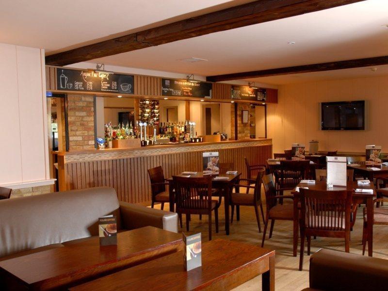 Oxford Witney Hotel Zewnętrze zdjęcie