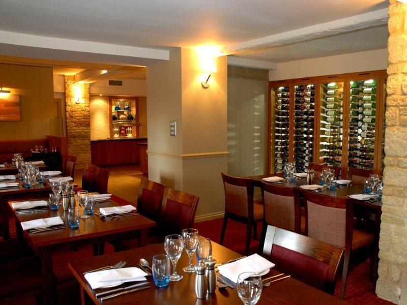Oxford Witney Hotel Zewnętrze zdjęcie