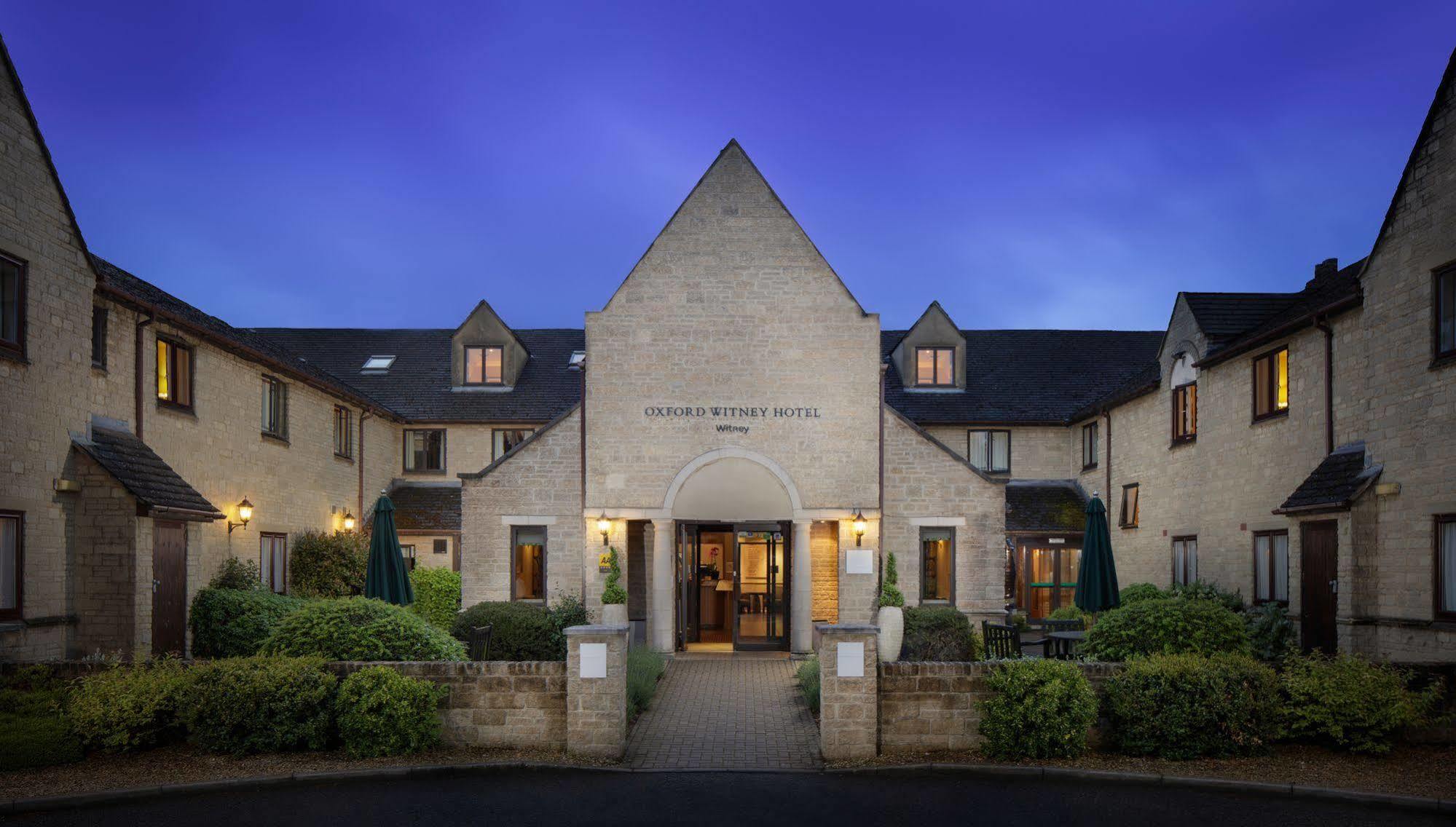 Oxford Witney Hotel Zewnętrze zdjęcie