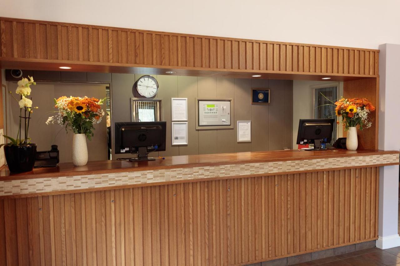 Oxford Witney Hotel Zewnętrze zdjęcie